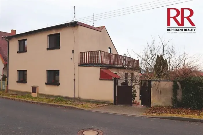 Prodej rodinného domu, Chlumčany, Hřbitovní, 210 m2