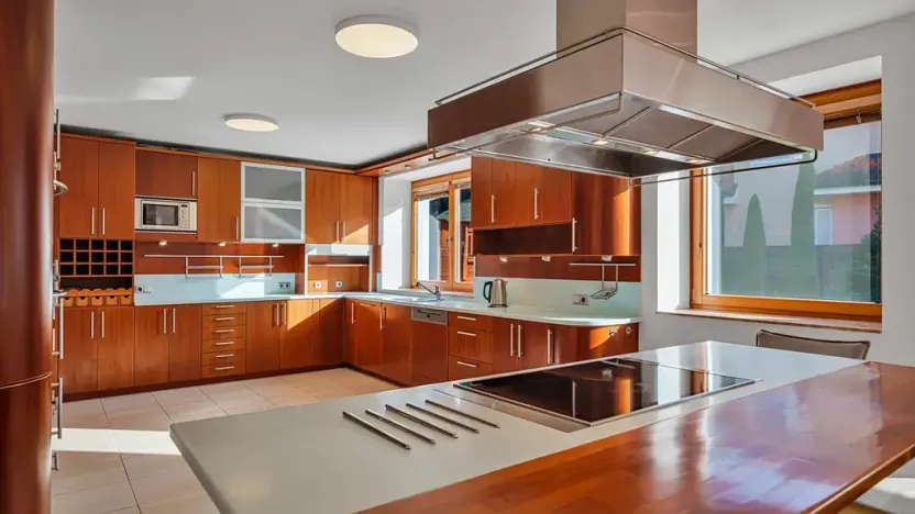 Prodej rodinného domu, Průhonice, Jitrocelová, 380 m2