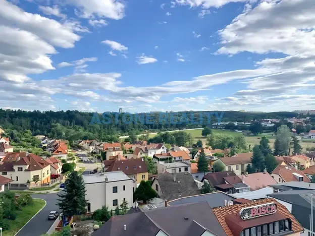 Pronájem bytu 1+kk, Praha - Hostivař, Hornoměcholupská, 30 m2