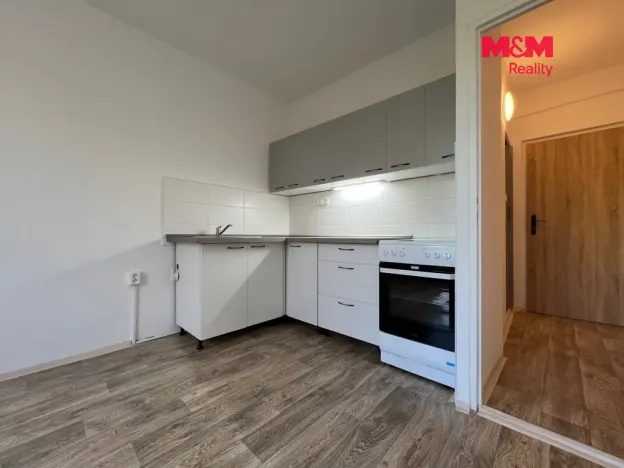 Prodej bytu 1+1, Bílina - Teplické Předměstí, Sídliště Za Chlumem, 35 m2