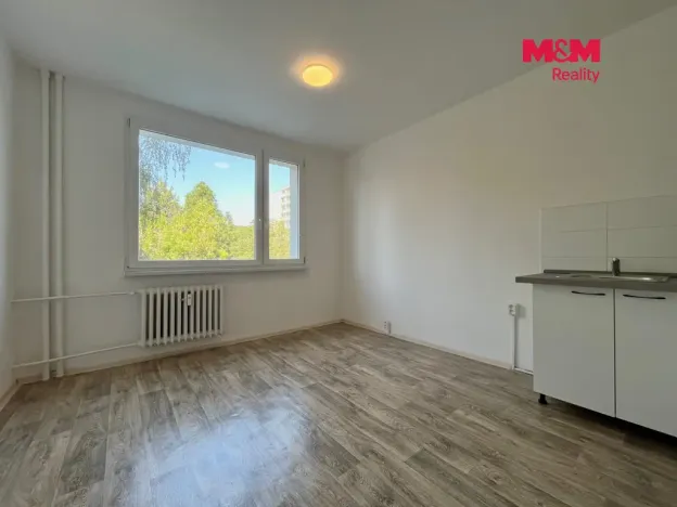Prodej bytu 1+1, Bílina - Teplické Předměstí, Sídliště Za Chlumem, 35 m2