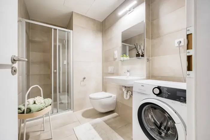 Pronájem bytu 2+kk, Praha - Karlín, Thámova, 46 m2