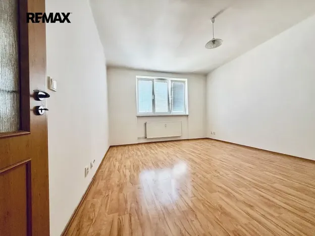 Pronájem bytu 2+kk, Plzeň, Kardinála Berana, 42 m2