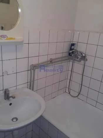 Pronájem rodinného domu, Dobřenice, 160 m2