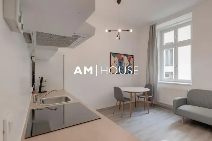 Prodej bytu 2+kk, Praha - Nové Město, Klimentská, 38 m2