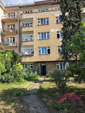 Pronájem bytu 1+1, Praha - Vinohrady, Kouřimská, 36 m2