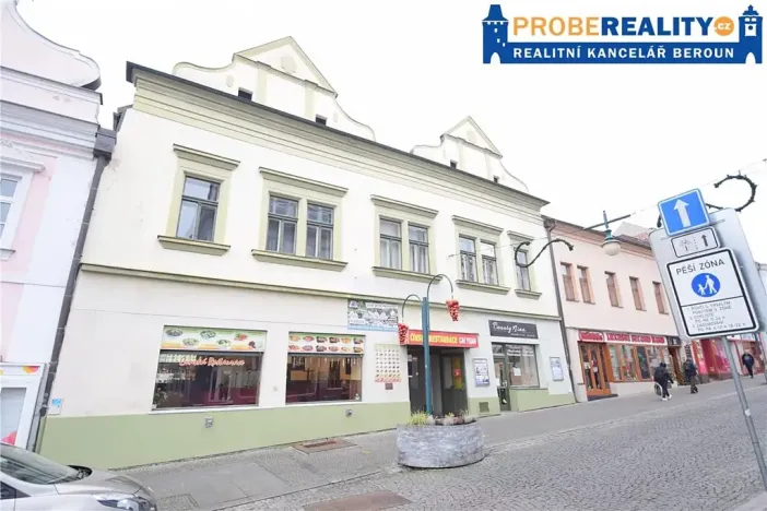 Pronájem kanceláře, Beroun, Husovo nám., 27 m2