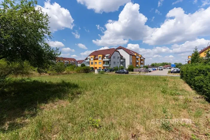 Prodej pozemku pro bydlení, Praha, 553 m2