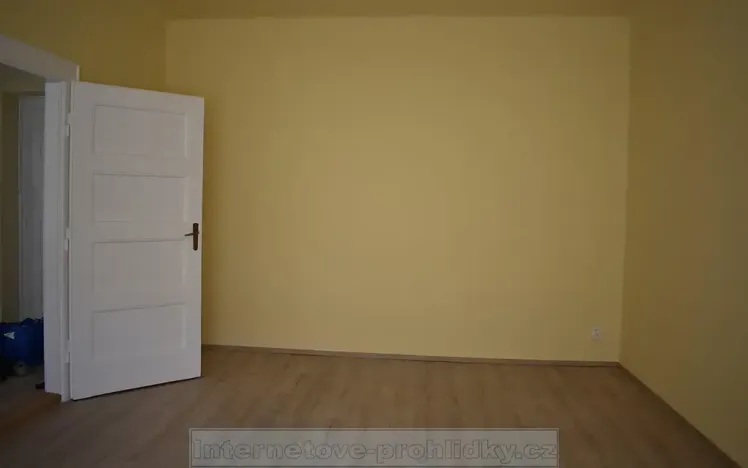 Pronájem bytu 2+1, Praha - Podolí, 50 m2