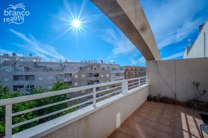 Prodej bytu 3+kk, Torrevieja, Alicante, Španělsko, 51 m2