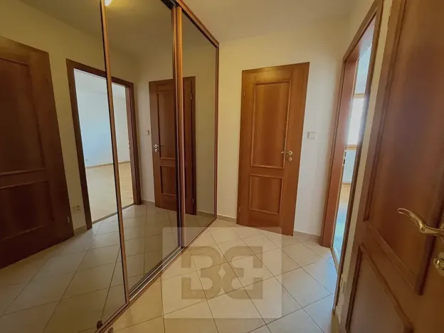 Pronájem bytu 1+kk, Hradec Králové, Na Střezině, 36 m2