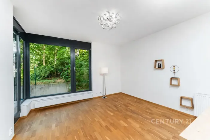 Pronájem bytu 4+kk, Praha - Prosek, Žitenická, 99 m2