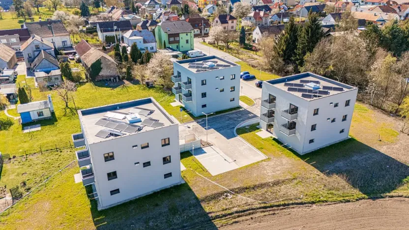 Prodej bytu 2+kk, Lázně Bohdaneč, Šípkova, 56 m2