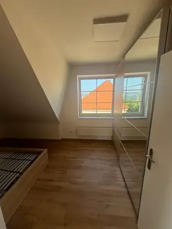Pronájem bytu 3+kk, Praha - Kobylisy, Klíčanská, 93 m2