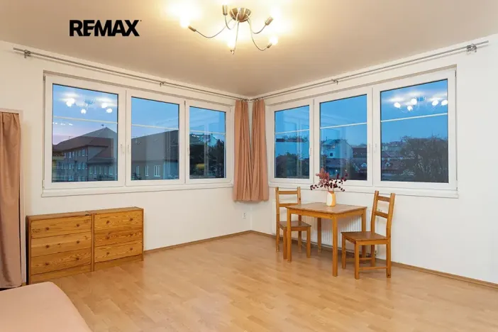 Pronájem bytu 1+kk, Praha - Libeň, Braunerova, 30 m2