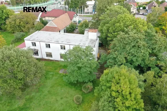 Pronájem kanceláře, Pardubice, Bohdanečská, 186 m2