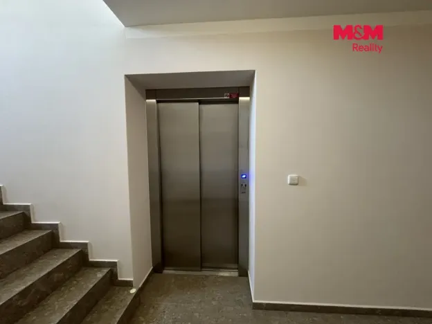 Pronájem bytu 1+kk, Hořovice, U Štěpánků, 38 m2