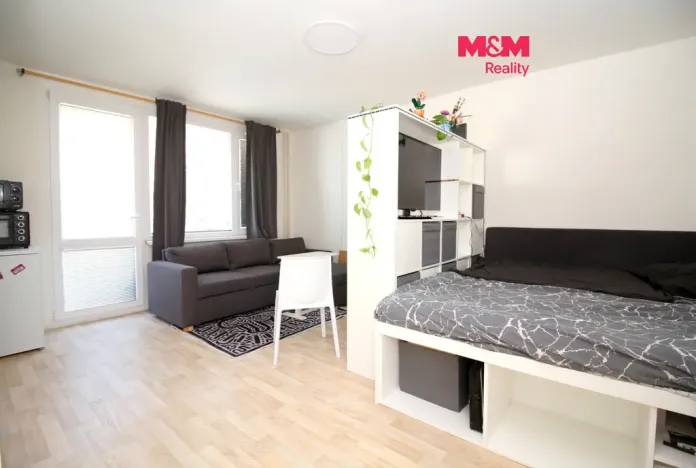 Pronájem bytu 1+kk, Hradec Králové - Pražské Předměstí, Hrubínova, 38 m2