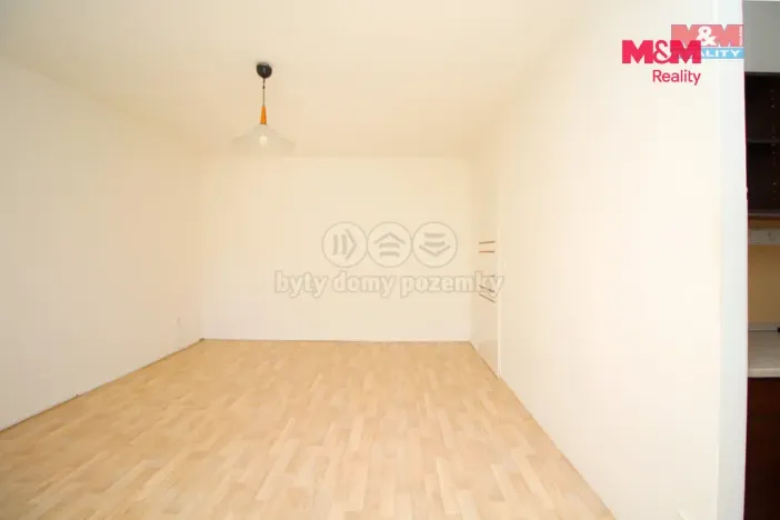 Pronájem bytu 1+kk, Hradec Králové - Pražské Předměstí, Hrubínova, 35 m2