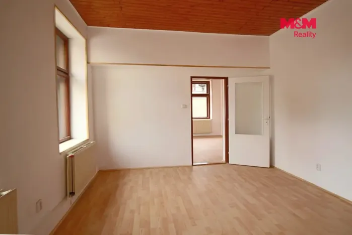 Pronájem bytu 2+kk, Trutnov - Střední Předměstí, Novodvorská, 50 m2