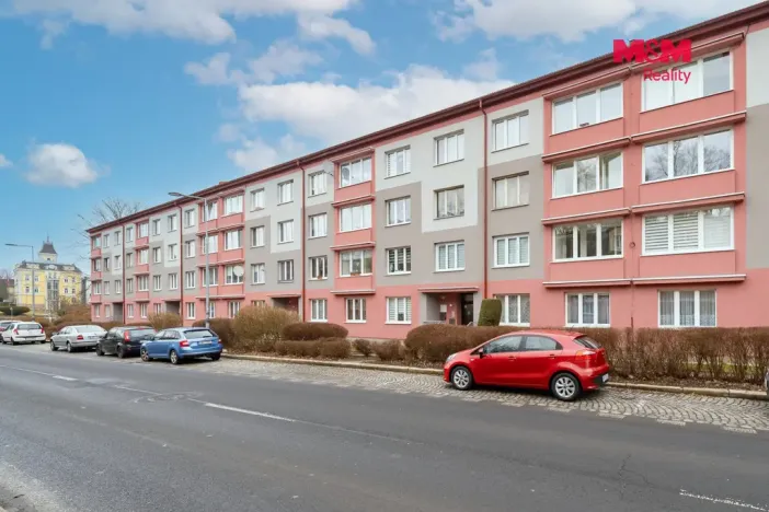 Prodej bytu 2+1, Aš, Hlavní, 61 m2