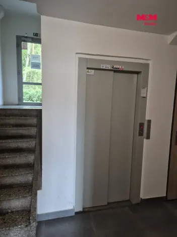 Pronájem bytu 1+1, Děčín - Děčín II-Nové Město, Dvořákova, 40 m2