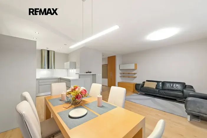Pronájem bytu 3+kk, Praha - Strašnice, Vinohradská, 96 m2