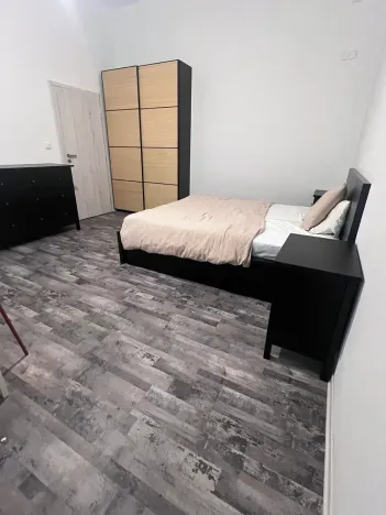 Pronájem bytu 2+kk, Praha - Vinohrady, Nitranská, 45 m2