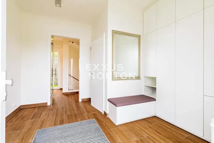 Pronájem rodinného domu, Praha - Břevnov, Falcká, 500 m2