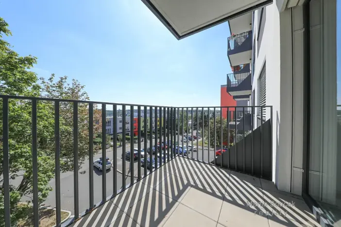 Pronájem bytu 2+kk, Praha - Řepy, Laudova, 60 m2