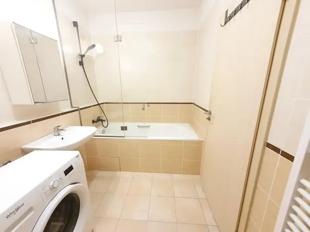 Pronájem bytu 1+kk, Praha - Hostivař, Athénská, 35 m2