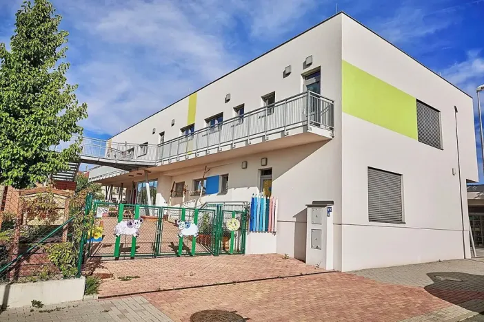 Prodej bytu 3+kk, Praha - Dolní Chabry, V Americe, 82 m2