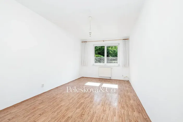 Prodej bytu 2+kk, Dolní Břežany, Za Sídlištěm, 58 m2