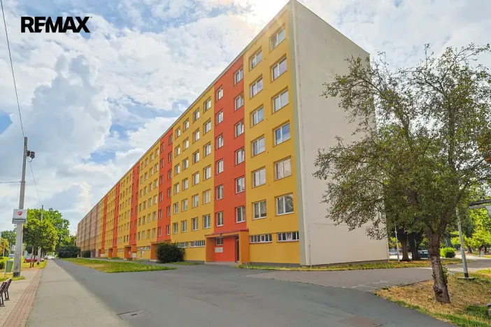 Prodej bytu 3+kk, Pardubice - Polabiny, Bělehradská, 55 m2