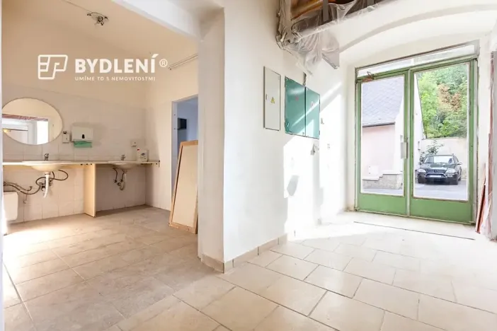 Pronájem restaurace, Krupka, Husitská, 330 m2