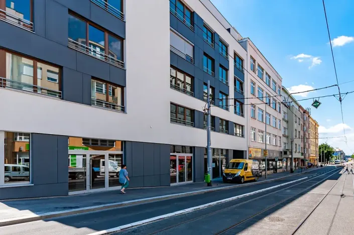 Pronájem bytu 1+kk, Praha - Vysočany, Bassova, 28 m2