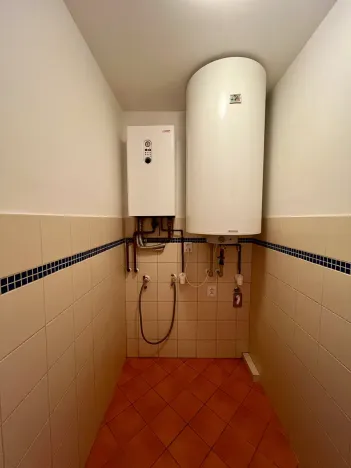 Pronájem bytu 2+kk, Praha - Břevnov, Fastrova, 56 m2