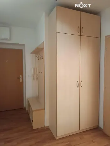 Pronájem bytu 2+kk, Pardubice, Bělehradská, 62 m2