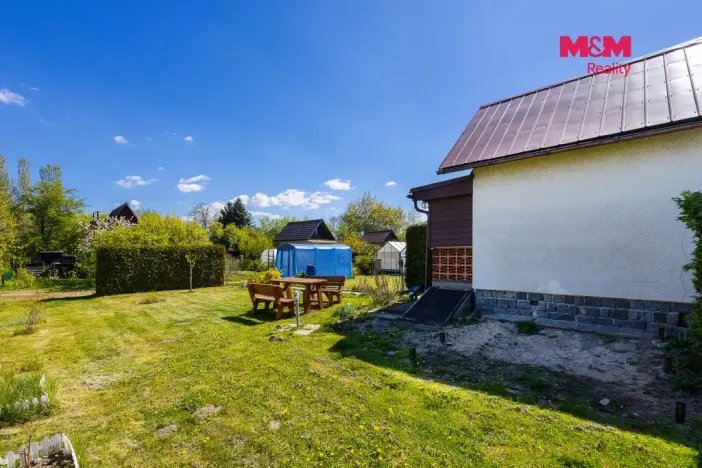 Prodej chaty, Hradec Králové - Slatina, 385 m2