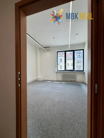 Pronájem kanceláře, Brno, Moravské náměstí, 30 m2
