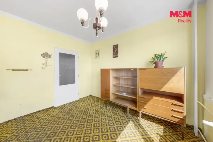 Prodej bytu 1+1, Ústí nad Labem - Krásné Březno, Rozcestí, 40 m2