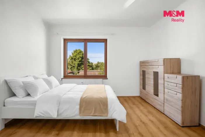Pronájem bytu 2+kk, Praha - Bohnice, Bohnická, 48 m2