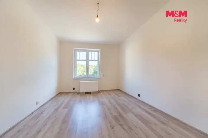 Prodej bytu 1+1, Karlovy Vary - Drahovice, Mattoniho nábřeží, 48 m2
