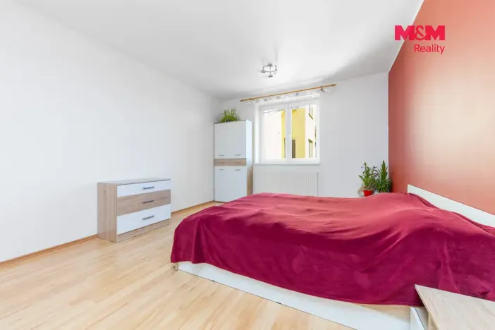 Prodej bytu 2+kk, Drásov, Hradčanská, 53 m2