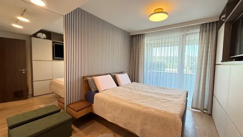 Prodej bytu 2+kk, Praha - Holešovice, U Pergamenky, 56 m2