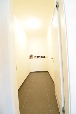 Pronájem bytu 2+kk, Praha - Modřany, Komořanská, 65 m2