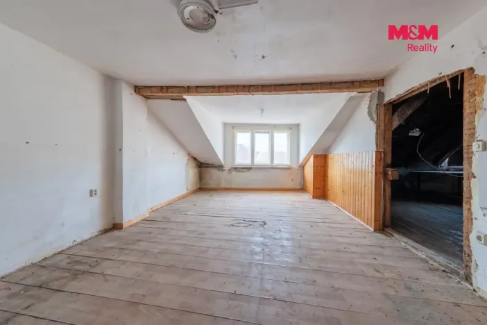 Prodej obchodního prostoru, Kynšperk nad Ohří, Jana Nerudy, 206 m2