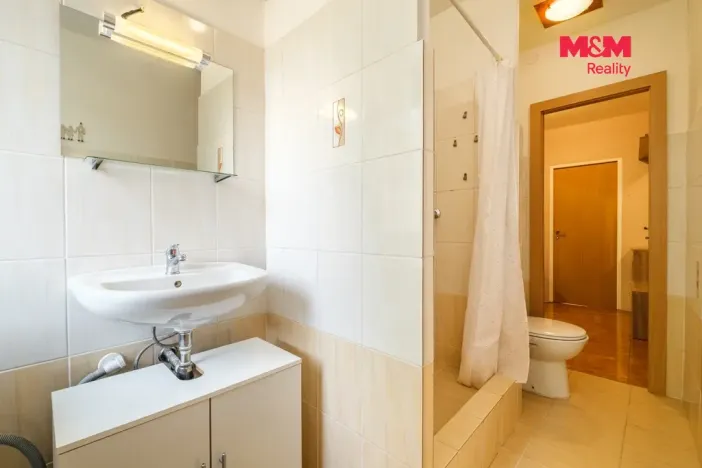 Prodej bytu 3+1, Klášterec nad Ohří, Školní, 66 m2