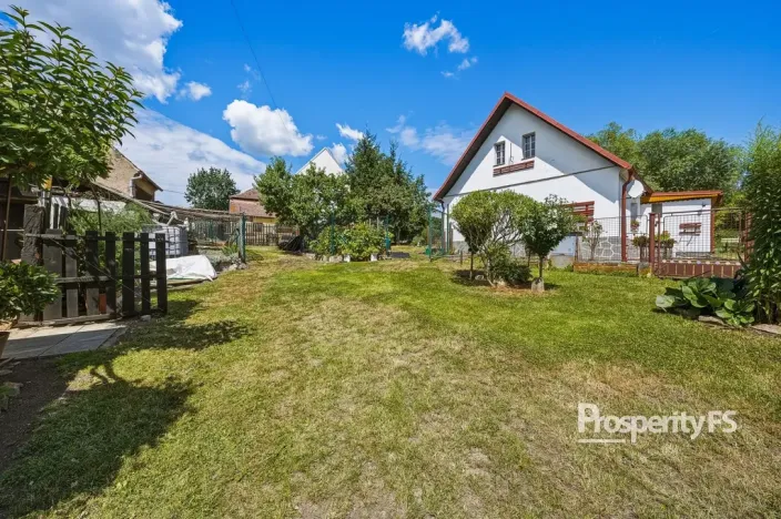 Prodej rodinného domu, Liběšice - Dolní Chobolice, 1081 m2