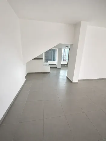 Pronájem obchodního prostoru, Karlovy Vary, T. G. Masaryka, 97 m2